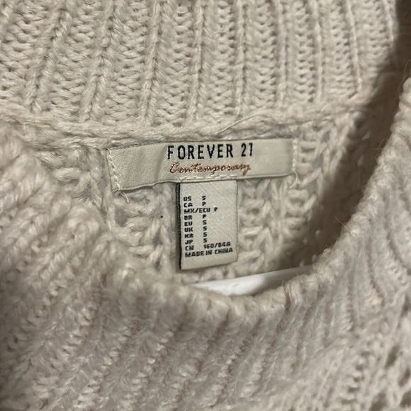 Distressed Sweater - Picture 2 of 4